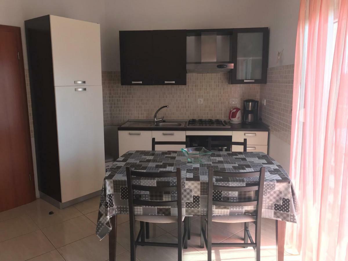 Apartments Filip Trogir Exterior foto