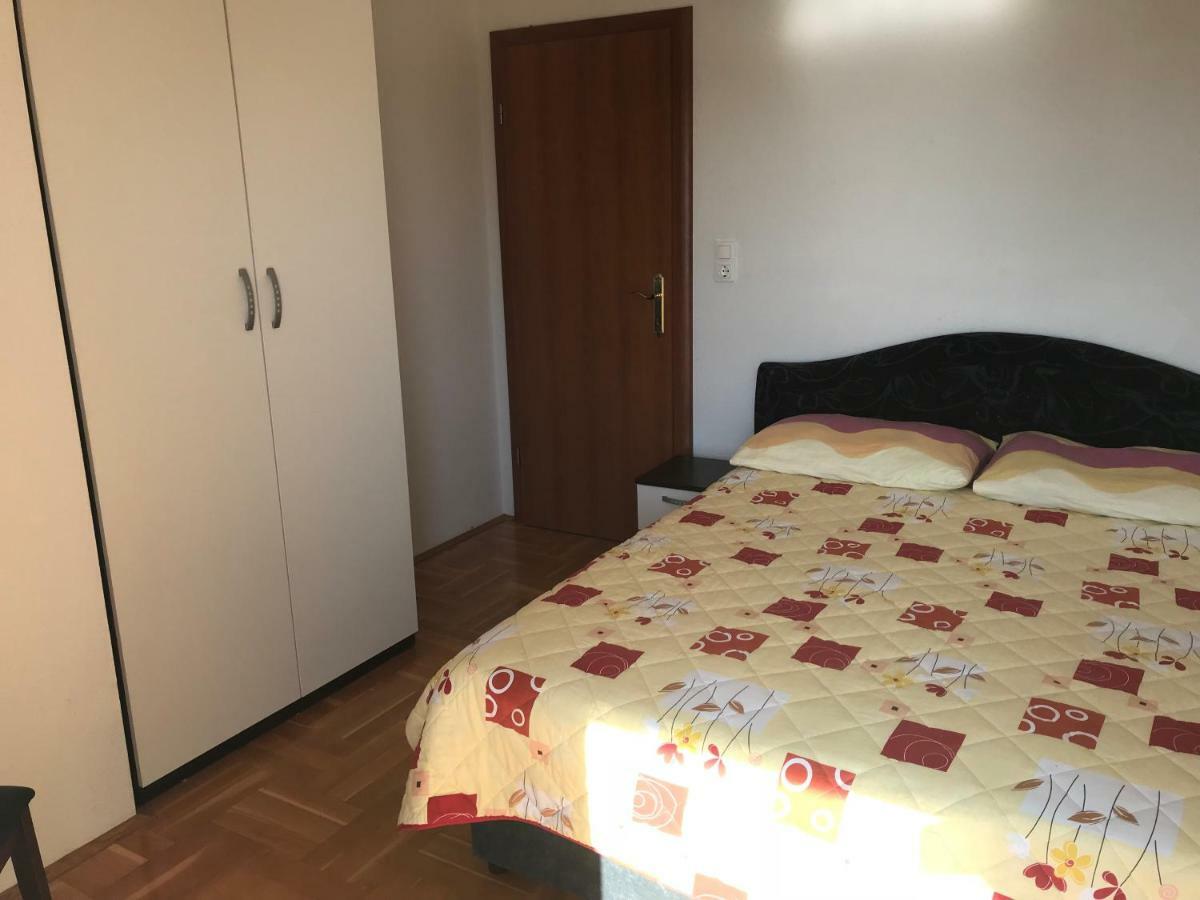 Apartments Filip Trogir Exterior foto